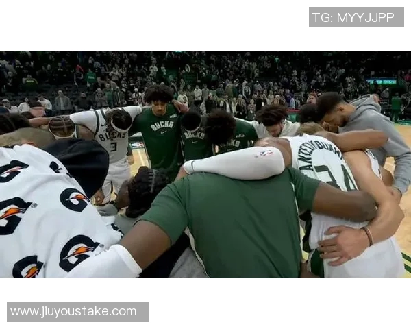 字母哥上半场表现抢眼砍下16分9篮板罚球命中率提升至60 字母哥上半场表现抢眼砍下16分9篮板罚球命中率提升至60