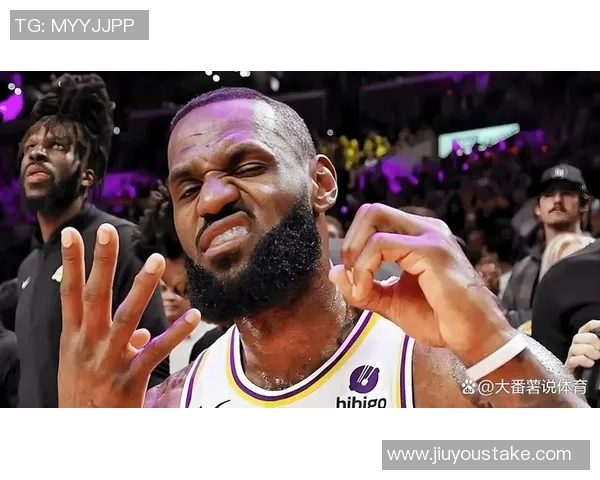 里夫斯怀念詹姆斯幽默风趣的日常表现如同16岁少年般活泼 里夫斯怀念詹姆斯幽默风趣的日常表现如同16岁少年般活泼