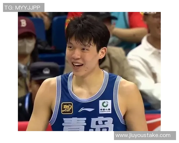 媒体人称杨瀚森在CBA锻炼出八块腹肌NBA教练建议他增加体重以适应比赛