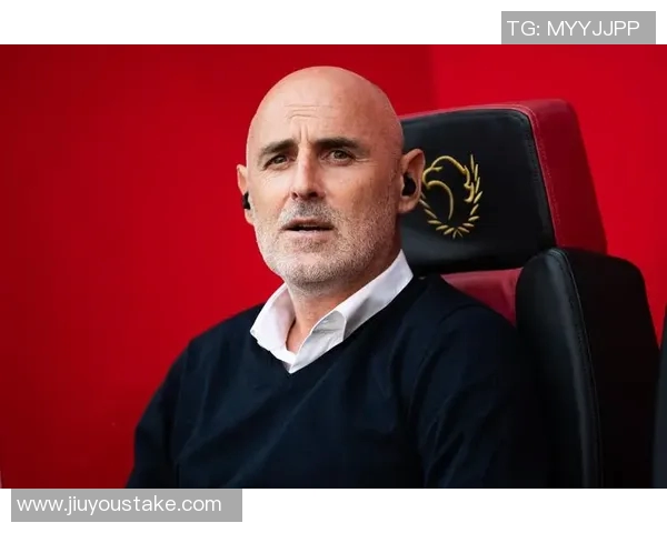 穆斯卡特称赞林加德表现出色并强调海港未来发展需深入讨论